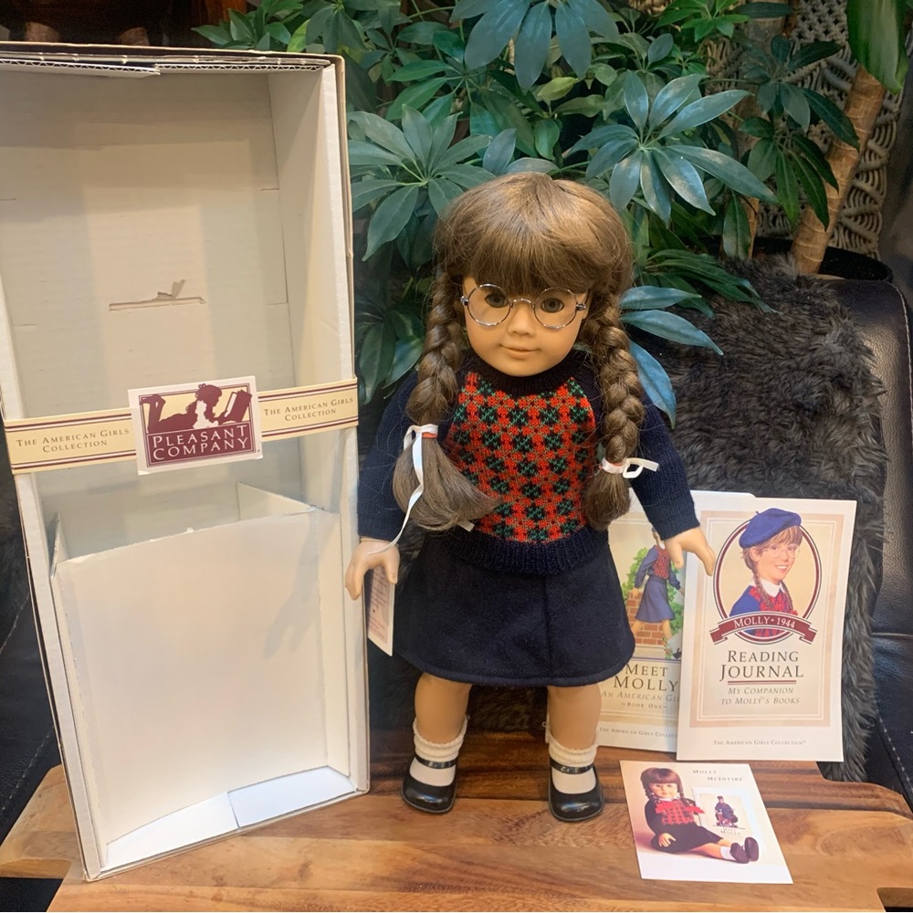 Vintage American Girl Doll Molly 18" Pleasant Company (Retired)